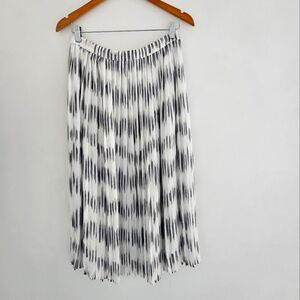 BROCHU WALKER Pleated Charcoal And White Print High Elastic Waist Midi Skirt